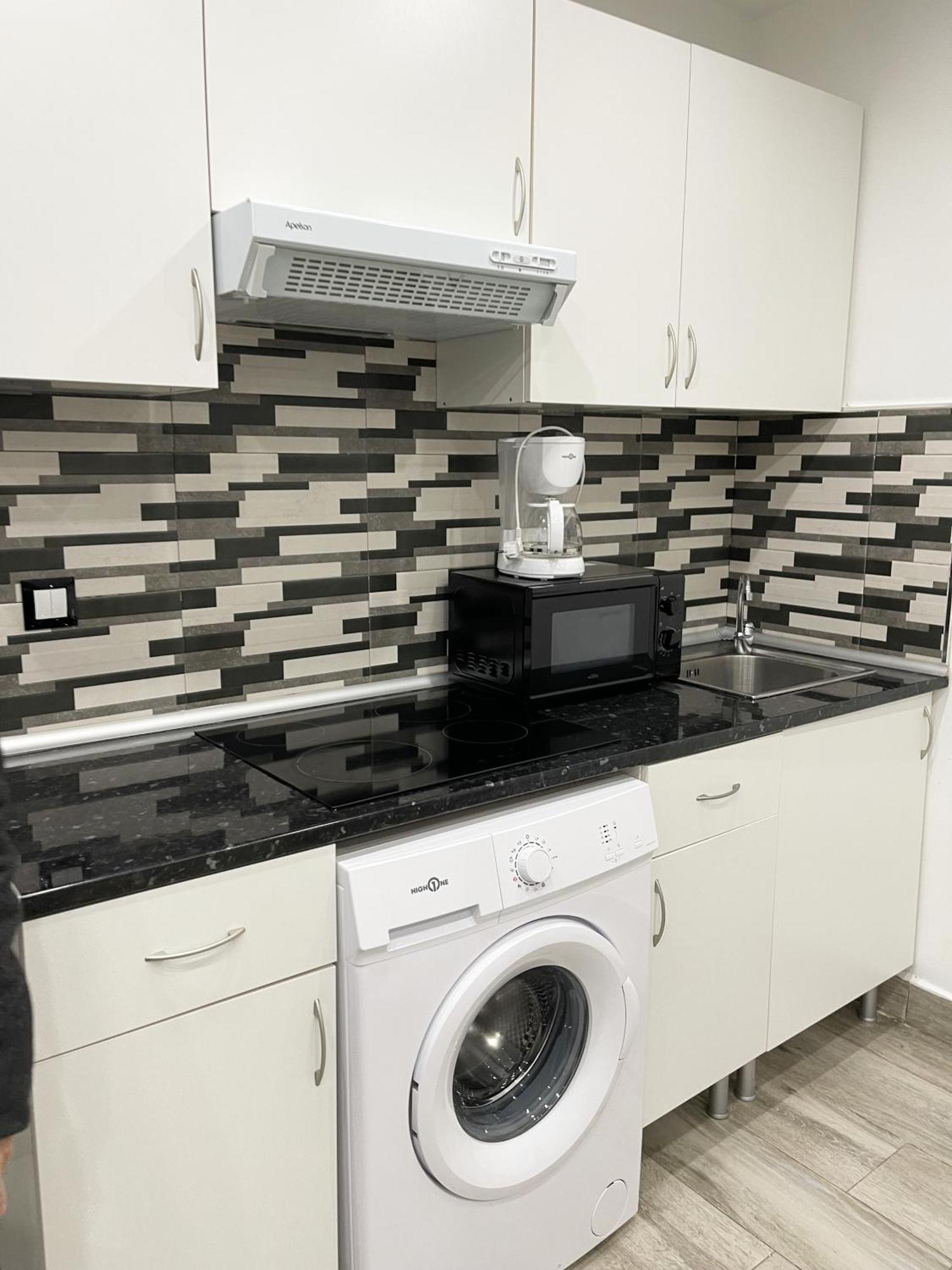מדריד Apartments Near Metro מראה חיצוני תמונה