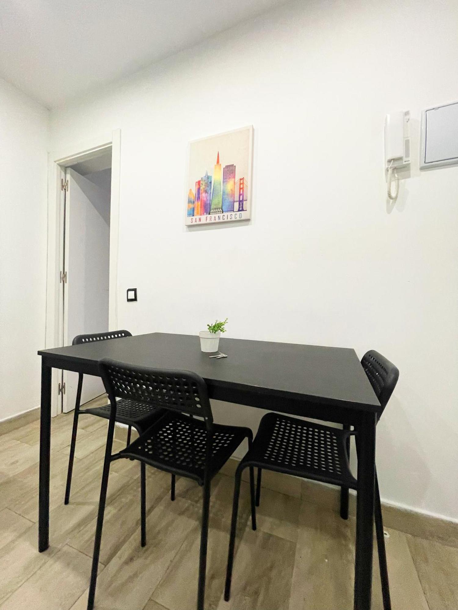 מדריד Apartments Near Metro מראה חיצוני תמונה